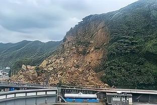 记者：受雷雨天气影响，深圳新鹏城和青岛海牛赛前踩场安排有变